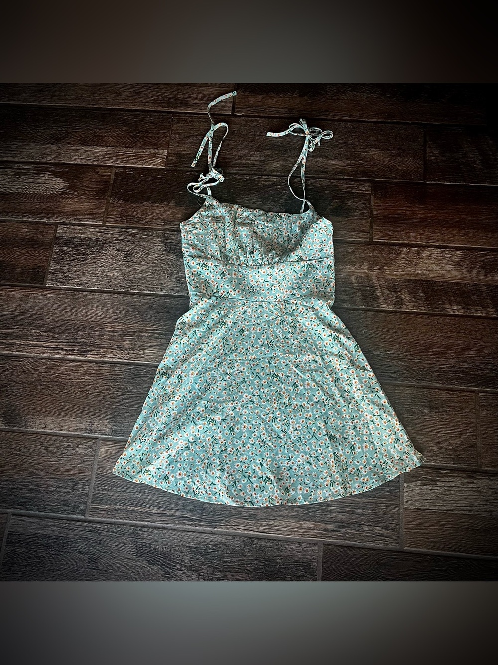 SHEIN tiny white flowers on a pale green background dress S